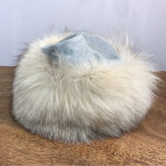 Winter Fox fur hat (women) - Picture 4 of 9